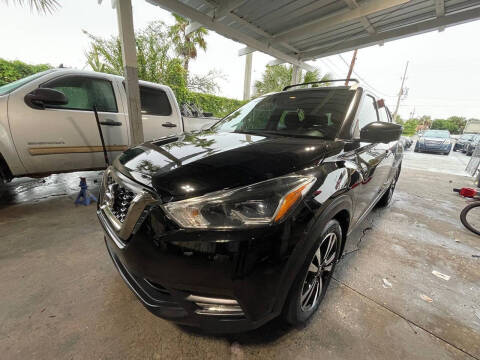 2019 Nissan Kicks SR