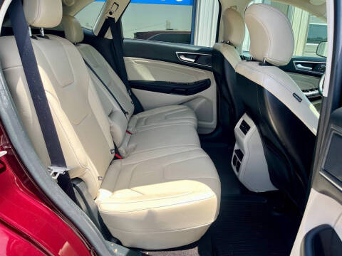 2019 Ford Edge Titanium