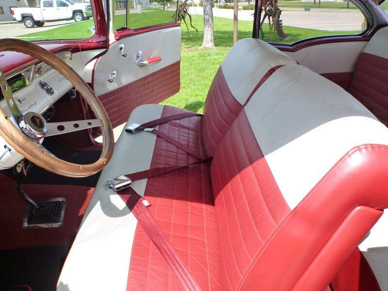 1956 Pontiac Chieftain