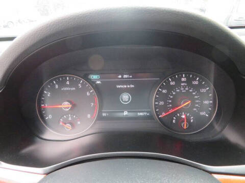 2018 Kia Cadenza Technology