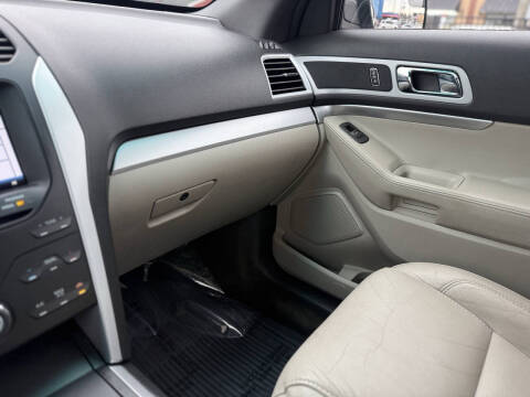 2012 Ford Explorer XLT