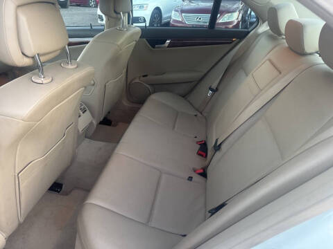 2011 Mercedes-Benz C-Class