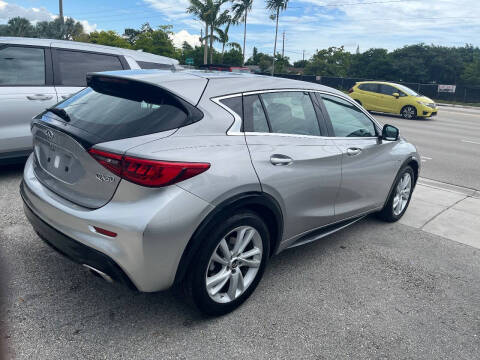 2018 Infiniti QX30