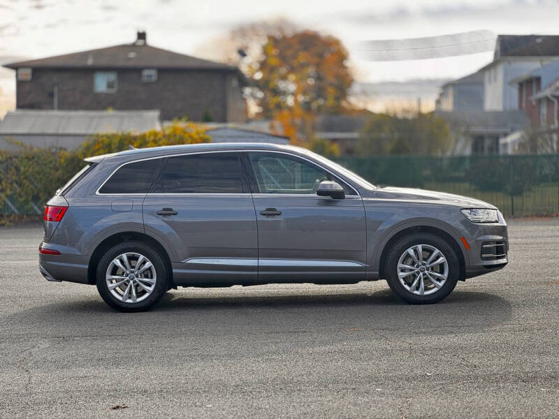 2017 Audi Q7 Premium Plus photo 7