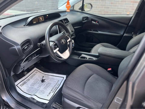 2017 Toyota Prius Two