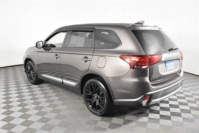 2018 Mitsubishi Outlander ES