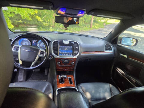 2012 Chrysler 300 Limited