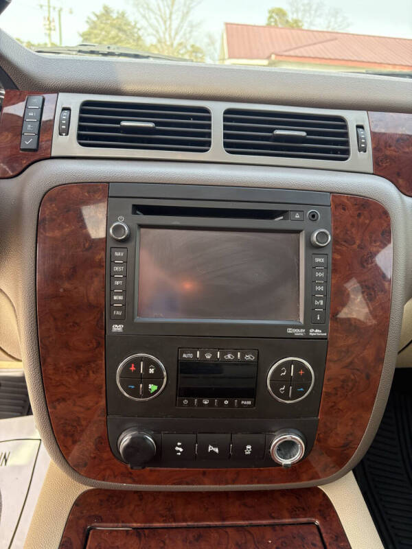 2012 Chevrolet Avalanche LTZ