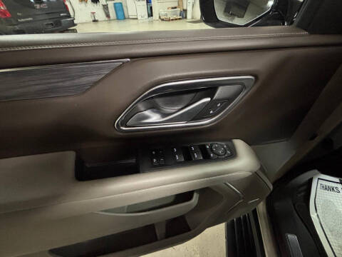 2022 GMC Yukon XL SLT