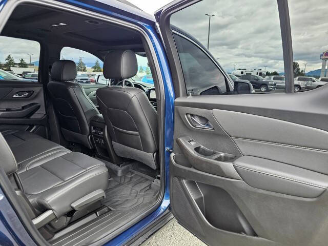 2023 Chevrolet Traverse LT Leather