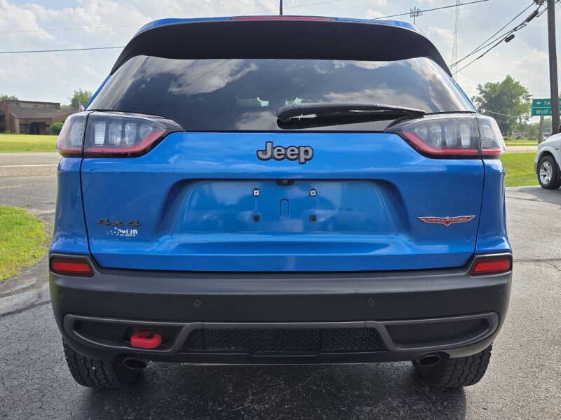 2020 Jeep Cherokee Trailhawk