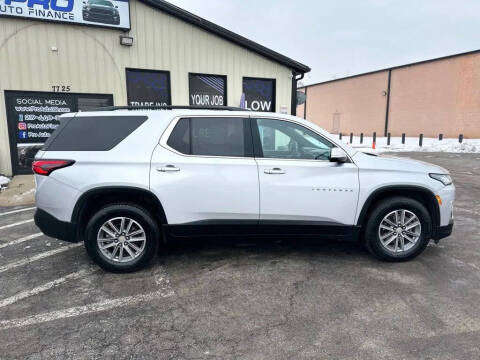 2022 Chevrolet Traverse LT Cloth