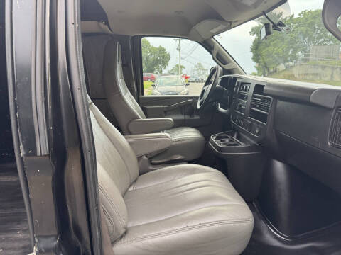 2019 GMC Savana 2500