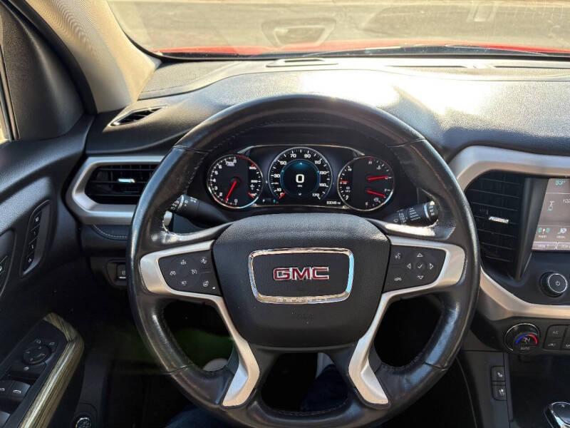 2019 GMC Acadia Denali