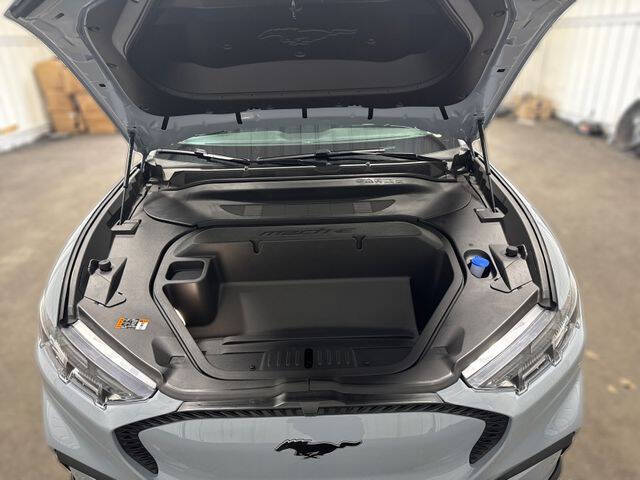 2025 Ford Mustang Mach-E Select