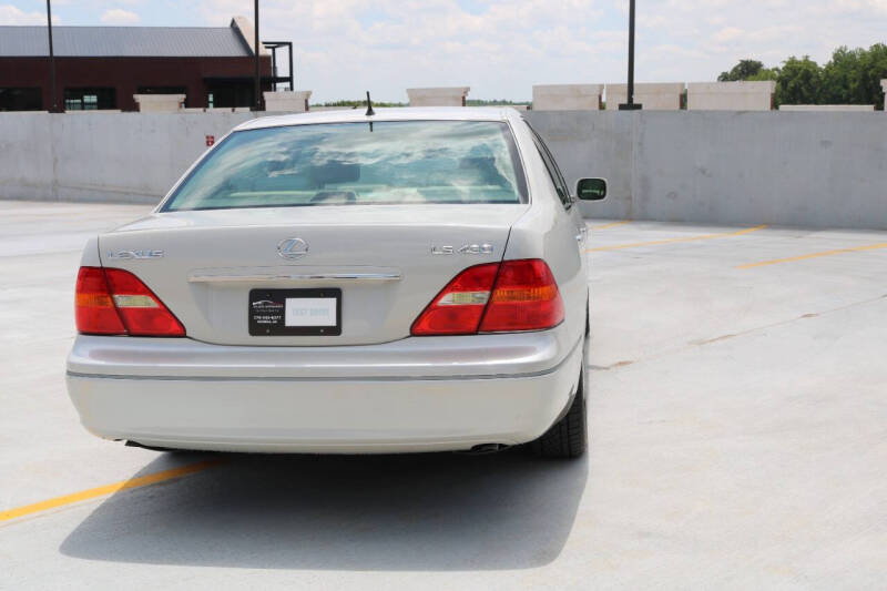 2001 Lexus LS 430