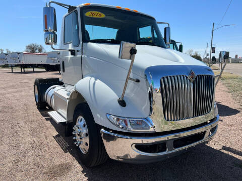 2016 IHC 8600 Single Axle