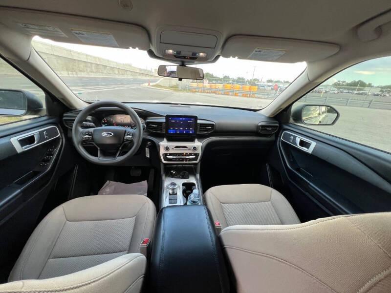 2021 Ford Explorer