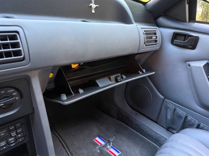 1993 Ford Mustang SVT Cobra