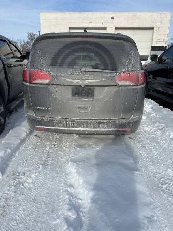 2019 Chrysler Pacifica Touring L
