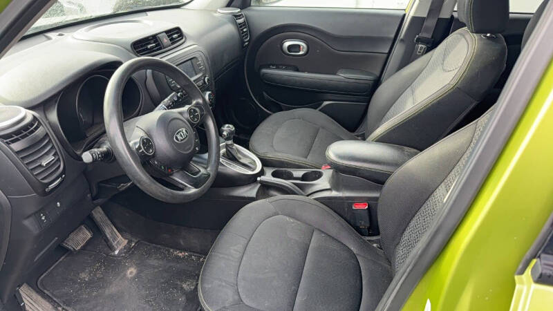 2016 Kia Soul +