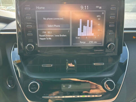 2020 Toyota Corolla Hatchback SE