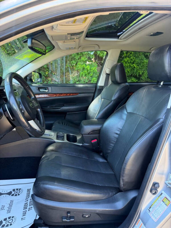 2011 Subaru Outback 2.5i Limited
