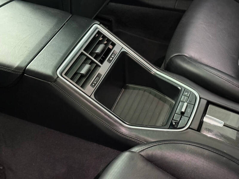 2019 Porsche Panamera Turbo