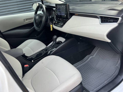 2022 Toyota Corolla LE