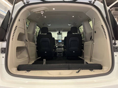 2019 Chrysler Pacifica Touring Plus