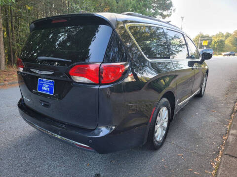 2017 Chrysler Pacifica Touring Plus