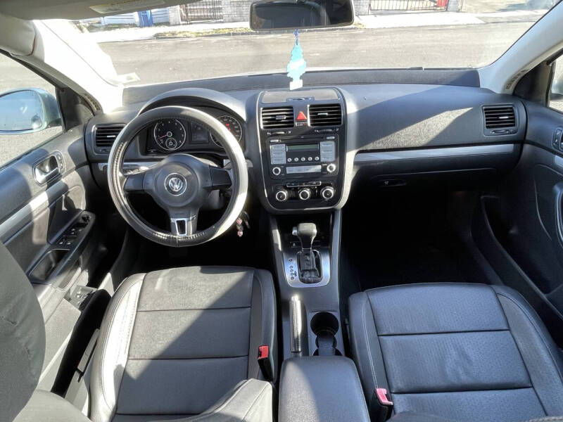 2010 Volkswagen Jetta SE PZEV