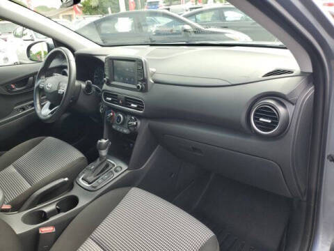 2021 Hyundai Kona SEL Plus