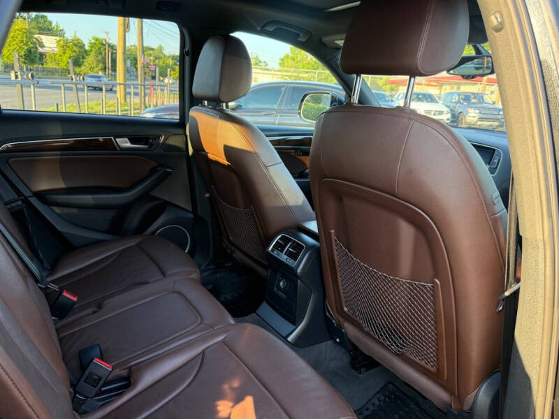 2017 Audi Q5 2.0T quattro Premium Plus