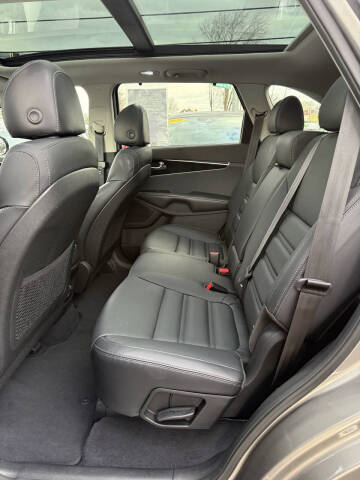 2018 Kia Sorento EX V6