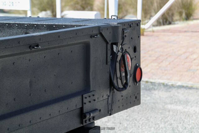 2014 AM General Hummer