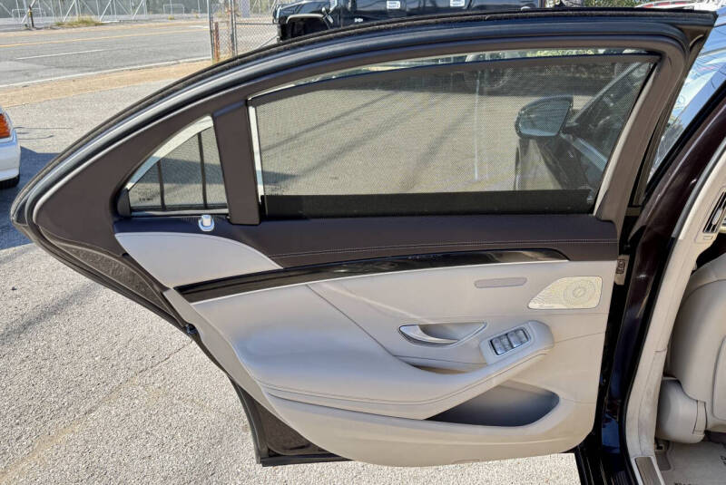 2015 Mercedes-Benz S-Class S 550