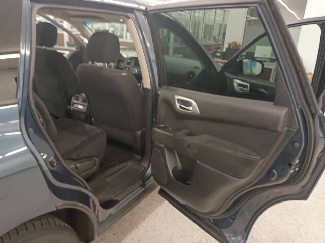 2014 Nissan Pathfinder S
