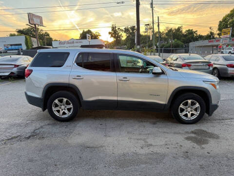 2017 GMC Acadia SLE-1