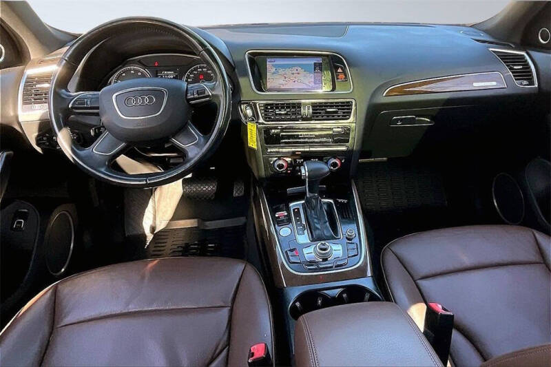 2017 Audi Q5 2.0T quattro Premium Plus