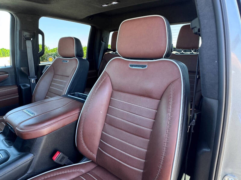 2024 GMC Sierra 3500HD Denali Ultimate