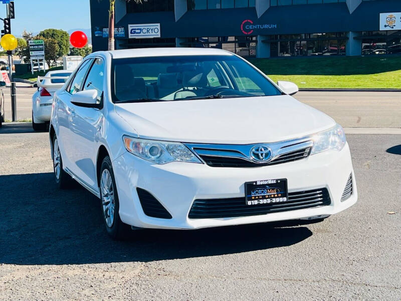 2014 Toyota Camry Hybrid for sale at MotorMax in San Diego CA