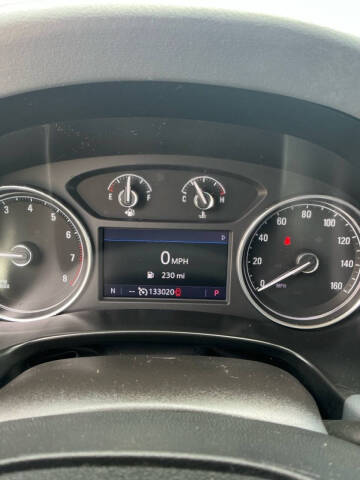 2021 Buick Enclave Essence