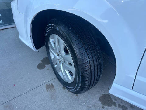 2017 Dodge Grand Caravan SE