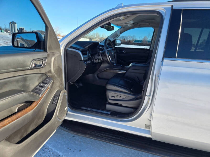 2016 Chevrolet Suburban LT