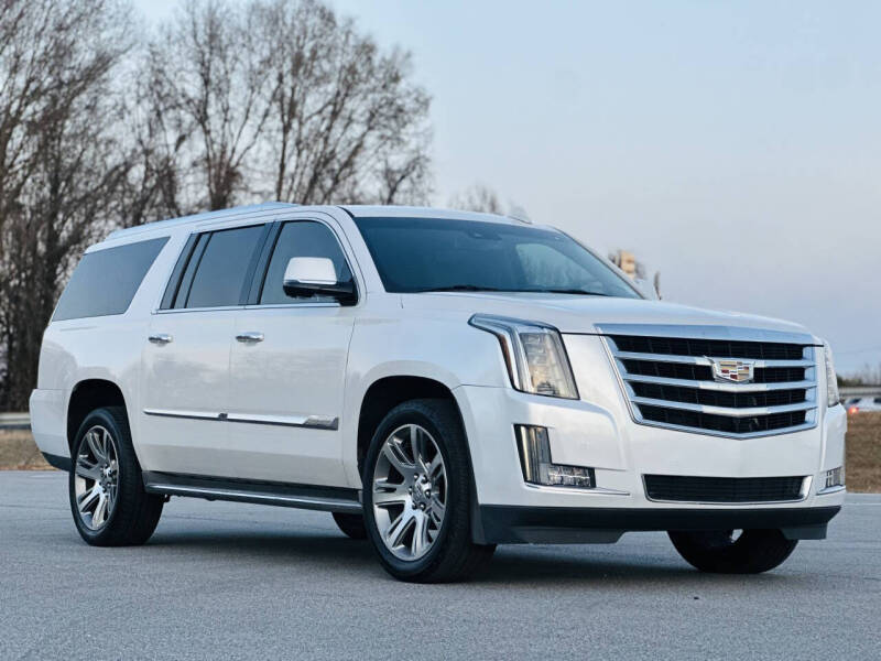 2016 Cadillac Escalade ESV Luxury Collection