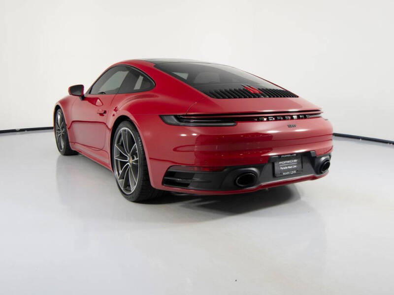 2024 Porsche 911 Carrera