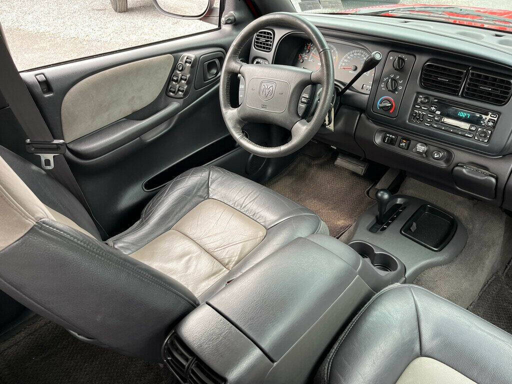 2000 Dodge Durango 46