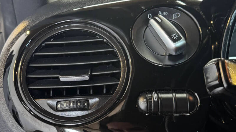 2017 Volkswagen Beetle