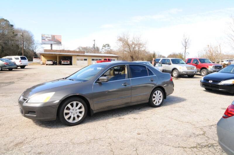 2006 Honda Accord for sale at RICHARDSON MOTORS USED CARS - Buy Here Pay Here in Anderson SC